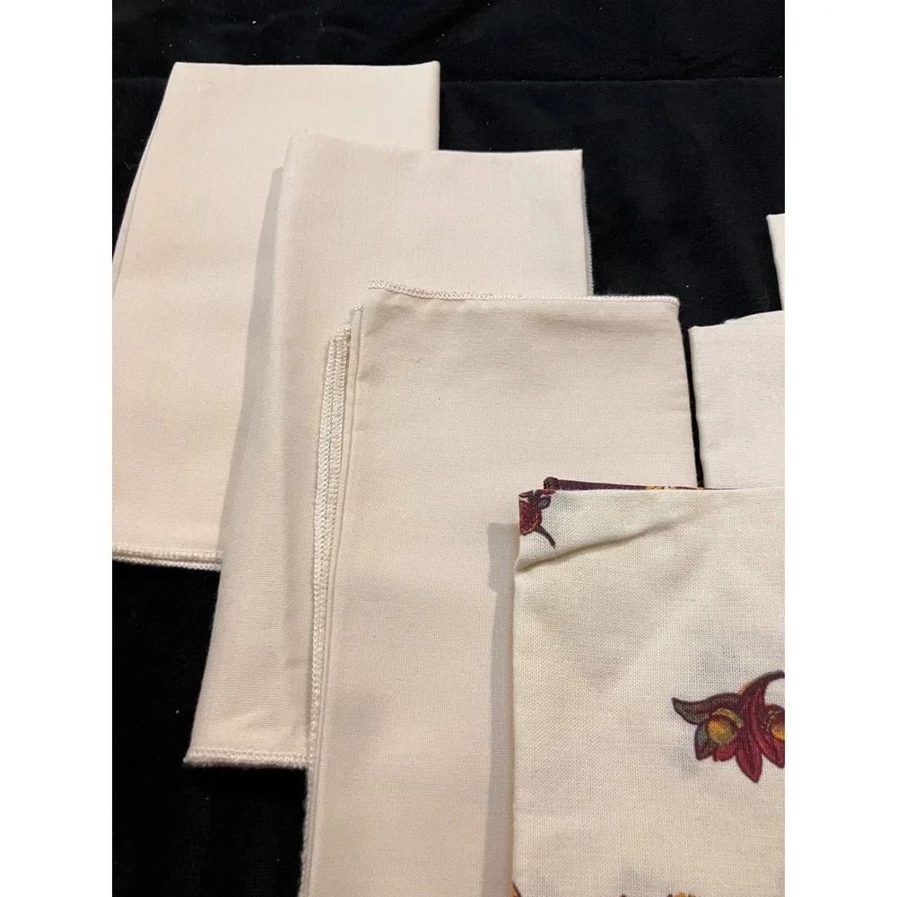 Lot of Cloth Napkins 7pc Cream Burgundy Harvest Autumn Floral 17x17